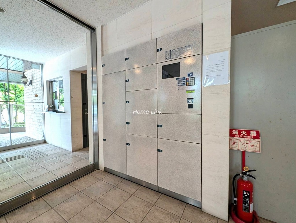 レクセルマンション赤塚公園　宅配ボックス